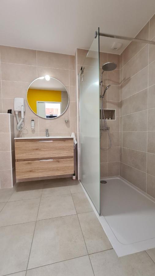 Le Maconnais Guest House Vinzelles Екстериор снимка