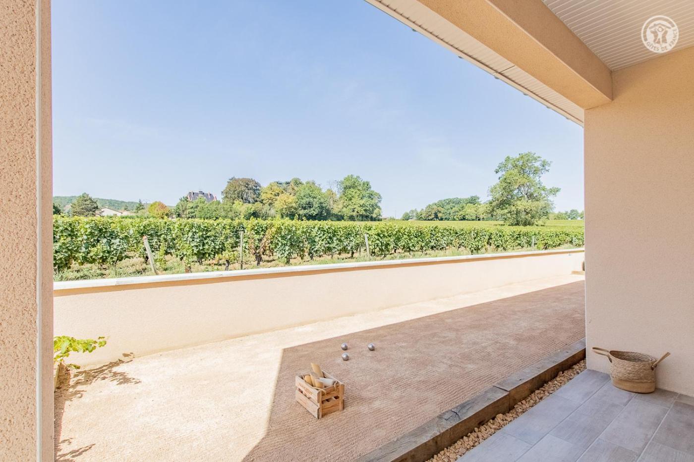 Le Maconnais Guest House Vinzelles Екстериор снимка